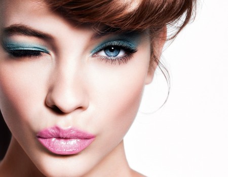 How to use makeup to look much younger