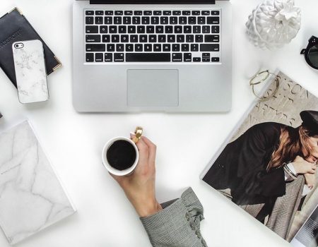 How to decorate your workplace