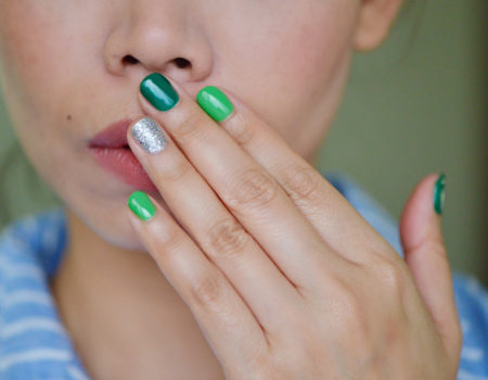 The rainbow manicure