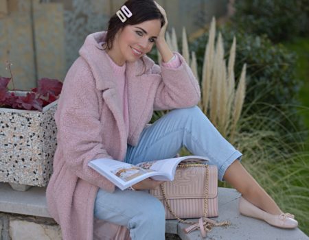 Style of the day: pink and jeans