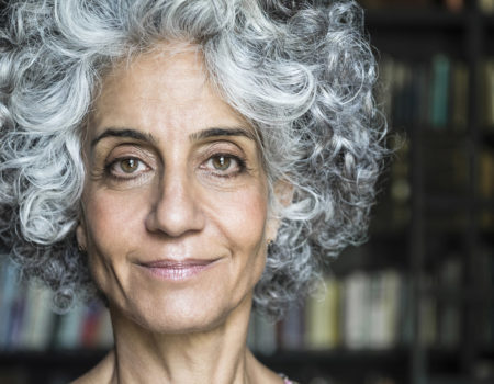 How to give silver hair a pretty makeover