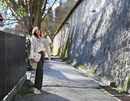 Style of the day: velvet pants