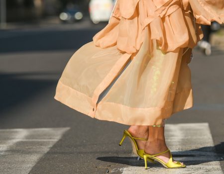 Peach Fuzz: how to wear the color of the year