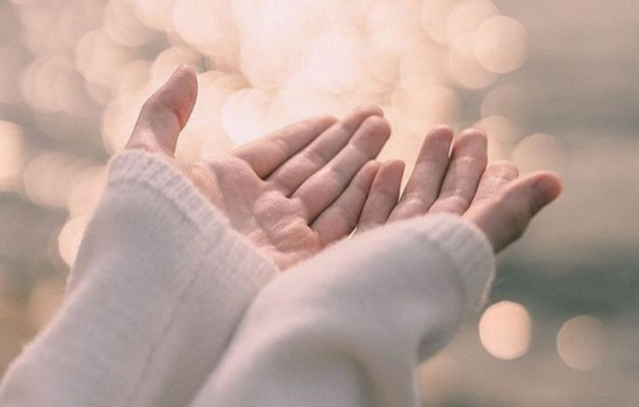 Style of the day: puffy and burgundy