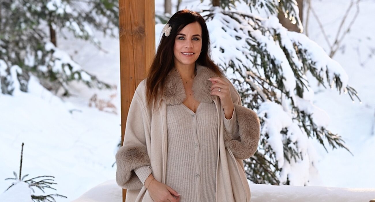 When Snow Teaches Us How to Listen