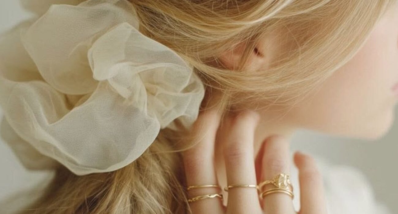 The Forgotten Elegance: Why Caring for Your Neck Changes Everything