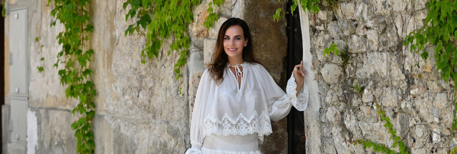 Style of the day: The Beauty of White Lace